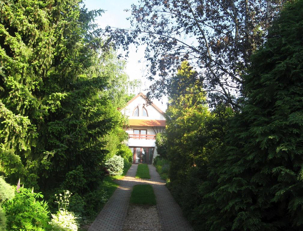 Flair Apartmanhaz Эгер Экстерьер фото